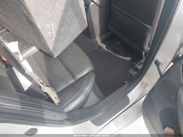 1N4AA6AP2GC379890 Nissan 2016