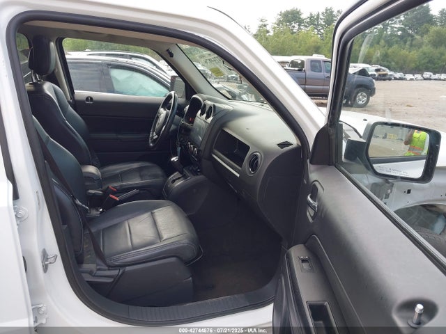 Jeep 2015 2015 1C4NJRFB9FD214874 Image 5