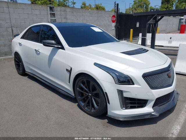 2018 CADILLAC CTS-V 1G6A15S62J0150440 Photo 0