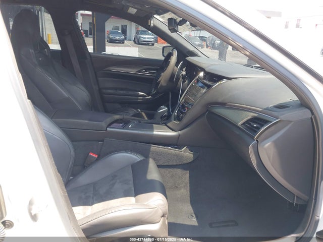 2018 CADILLAC CTS-V 1G6A15S62J0150440 Photo 4