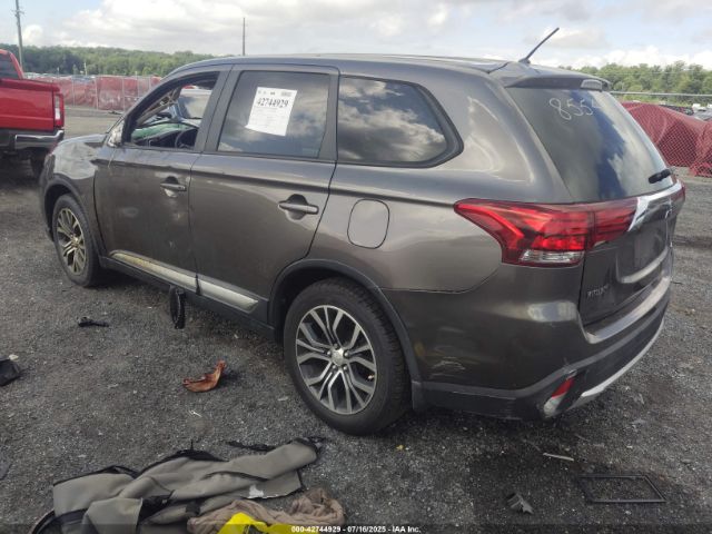 2016 MITSUBISHI OUTLANDER JA4AD3A37GZ013606 Photo 2