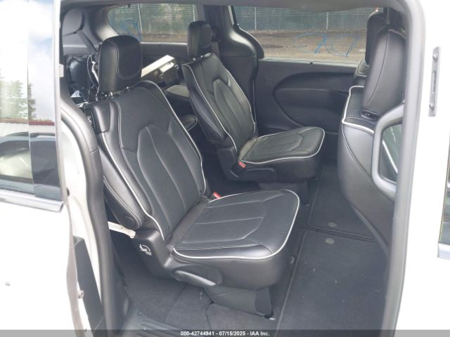 2025 CHRYSLER PACIFICA 2C4RC1GG0SR520294 Photo 7