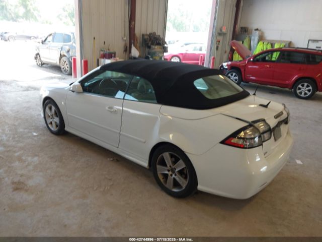 2011 SAAB 9-3 YS3FA7CY4B1304908 Photo 2