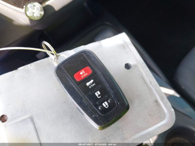 2021 TOYOTA COROLLA JTDEAMDE4MJ000597 Photo 10