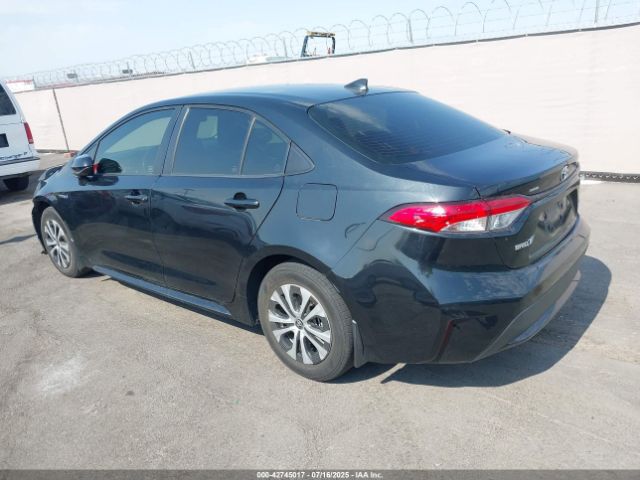 2021 TOYOTA COROLLA JTDEAMDE4MJ000597 Photo 2
