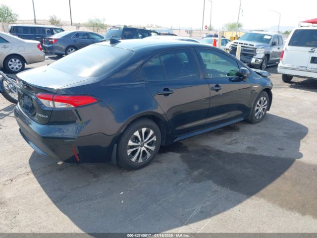 2021 TOYOTA COROLLA JTDEAMDE4MJ000597 Photo 3