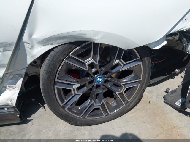 WBY43FK06RCP62574 BMW i5