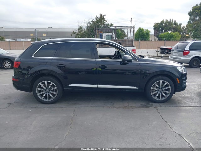 Audi 2019 2019 WA1LAAF74KD009049 Image 13