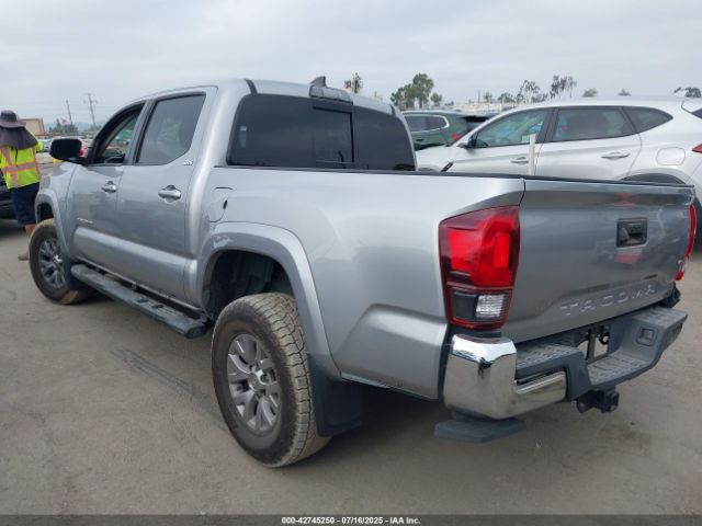 2019 TOYOTA TACOMA 5TFAZ5CN7KX083662 Photo 2