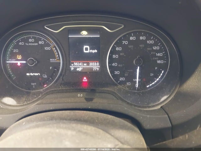WAUUPBFF2JA054736 Audi 2018