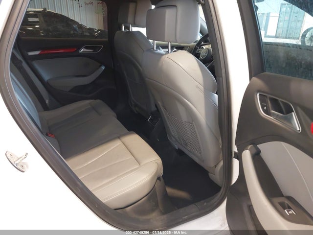 WAUUPBFF2JA054736 Audi 2018