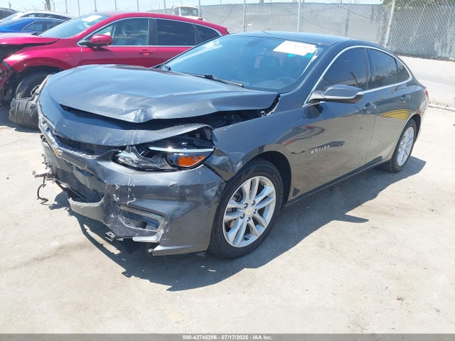 Chevrolet lfv - direct injection, variable valve timing, gen 1 2018 1G1ZD5ST3JF154595 Image 2