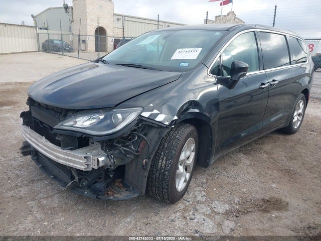 2C4RC1BG6HR850652 Chrysler Pacifica