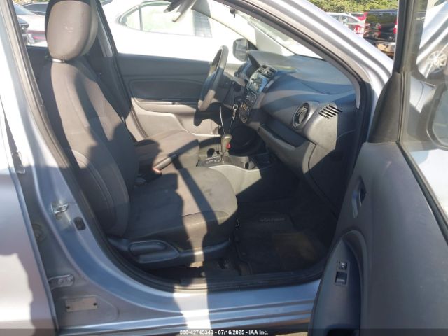 2015 MITSUBISHI MIRAGE ML32A3HJ8FH004976 Photo 4