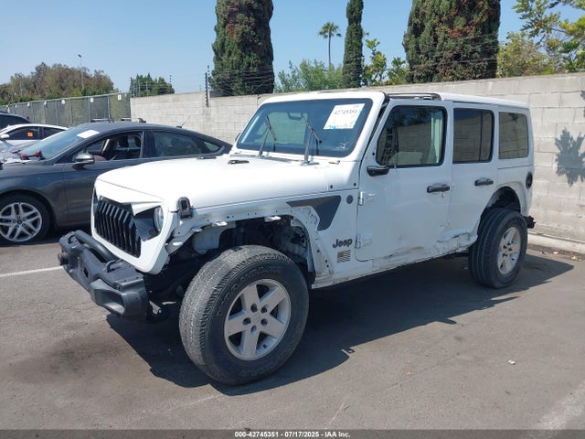 1C4HJXEG5JW161327 Jeep Wrangler