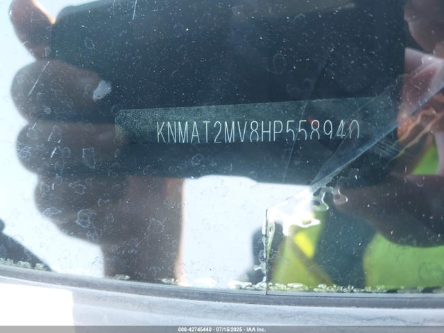 Nissan Rogue 2017 KNMAT2MV8HP558940 Image 9