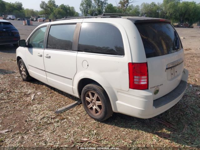 2009 CHRYSLER TOWN & COUNTRY 2A8HR54119R585191 Photo 2