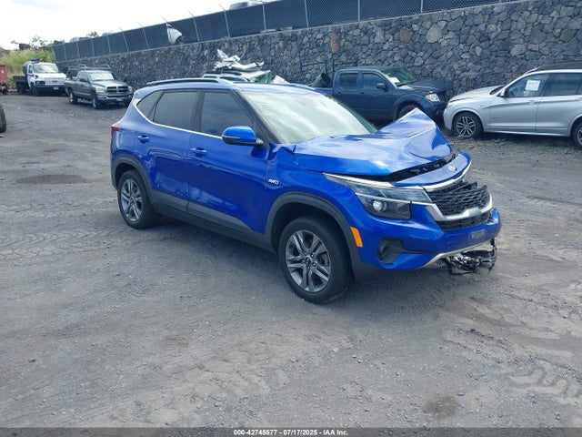 2021 KIA SELTOS KNDEUCAA1M7139070