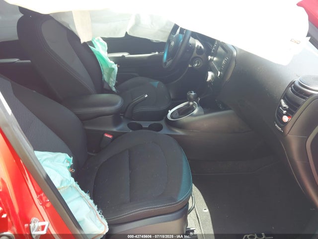 KIA g 2018 KNDJP3A55J7623215 Image 5