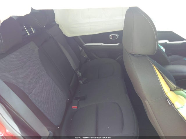 KIA g 2018 KNDJP3A55J7623215 Image 8