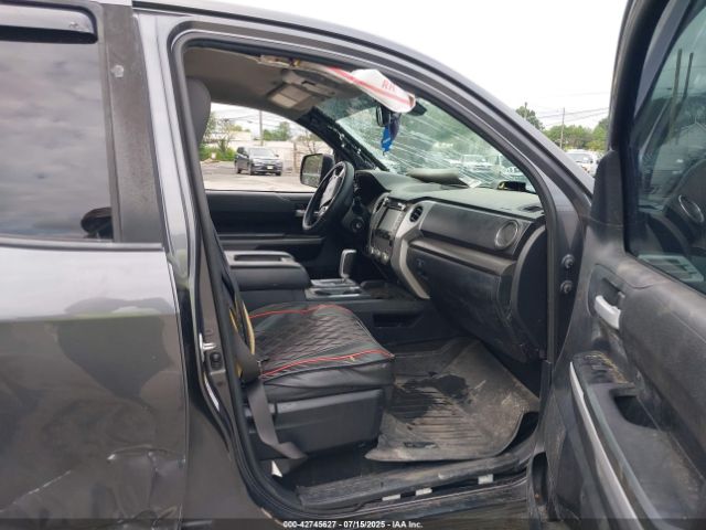 2019 TOYOTA TUNDRA 5TFUM5F13KX081105 Photo 4