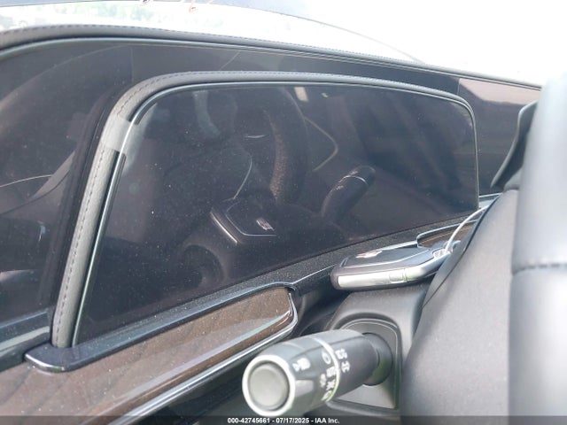 Cadillac l87 2024 1GYS4GKL2RR159201 Image 15