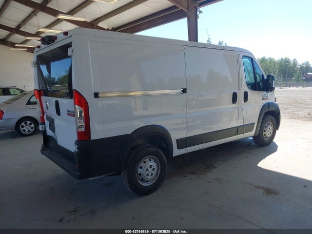 3C6TRVAG9KE515415 RAM Promaster 1500 Low Roof 136 Wb