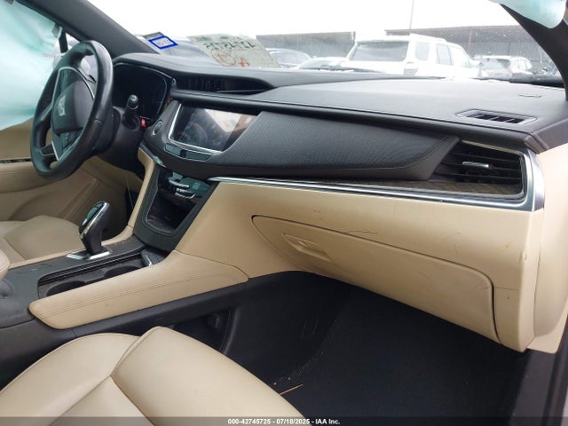 2018 CADILLAC XT5 1GYKNARS4JZ107208 Photo 4