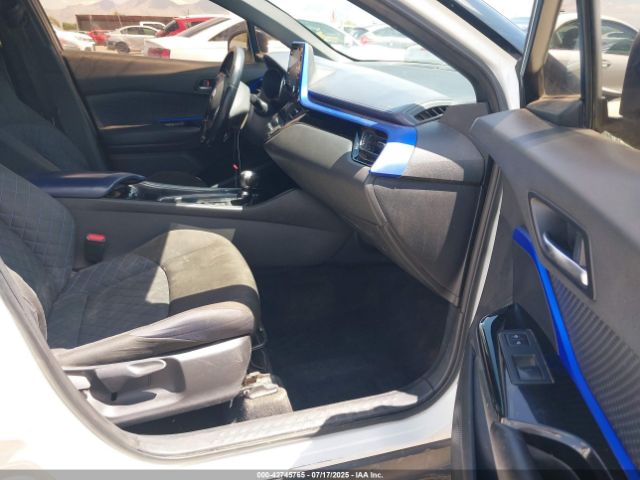 2020 TOYOTA C-HR JTNKHMBX8L1088454 Photo 4