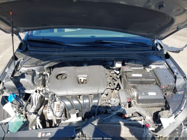 2019 HYUNDAI ELANTRA KMHD84LF7KU816776 Photo 9