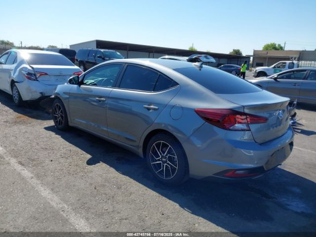 2019 HYUNDAI ELANTRA KMHD84LF7KU816776 Photo 2