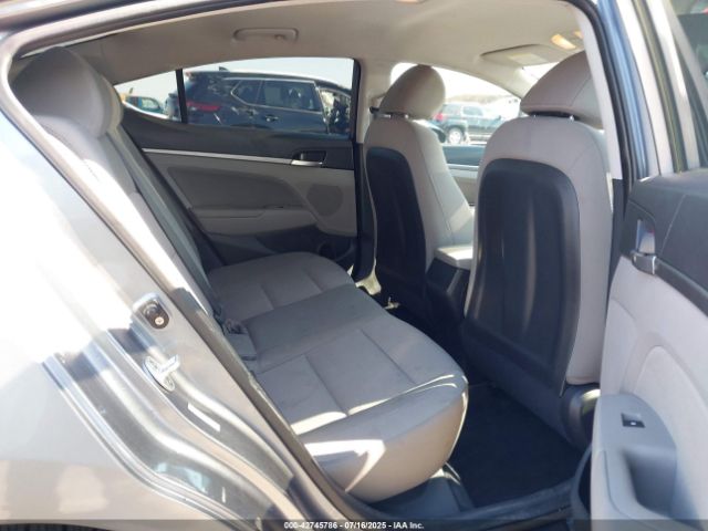 2019 HYUNDAI ELANTRA KMHD84LF7KU816776 Photo 7