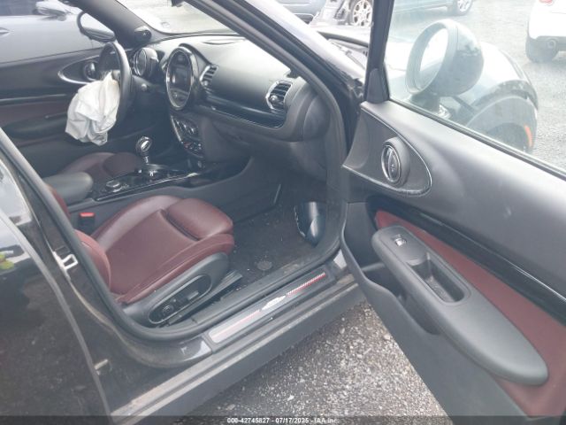 2019 MINI CLUBMAN WMWLU5C57K2G03847 Photo 4