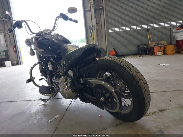 2017 HARLEY-DAVIDSON FLSTC 1HD1BWV14HB043533 Photo 3