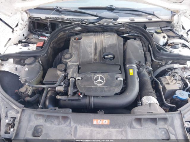 2013 MERCEDES-BENZ C 250 WDDGF4HBXDR258253 Photo 9