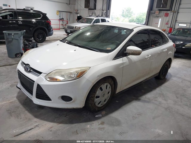 1FADP3F22EL155975 Ford 2014