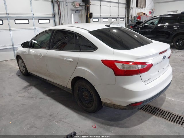 1FADP3F22EL155975 Ford 2014