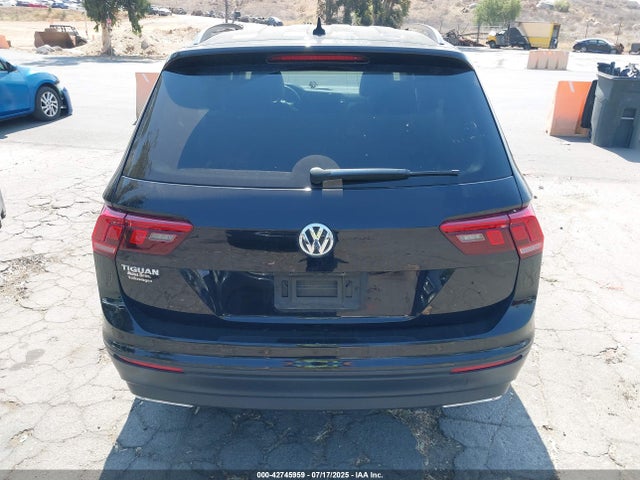 3VV1B7AXXLM082535 Volkswagen Tiguan
