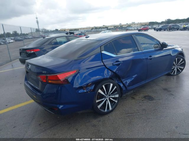 2019 NISSAN ALTIMA 1N4BL4CV5KC192912 Photo 3