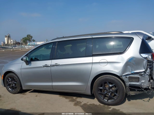 Chrysler Pacifica 2019 2C4RC1EG6KR549589 Image 14
