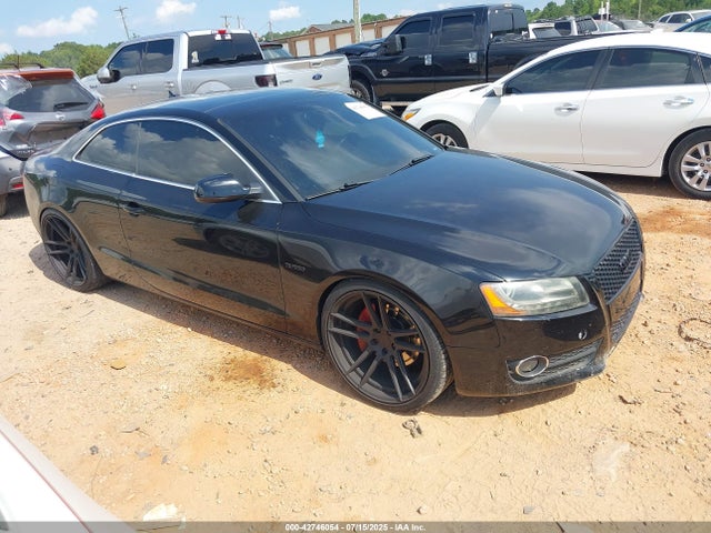 2011 AUDI A5 WAULFAFR0BA080983 Photo 0
