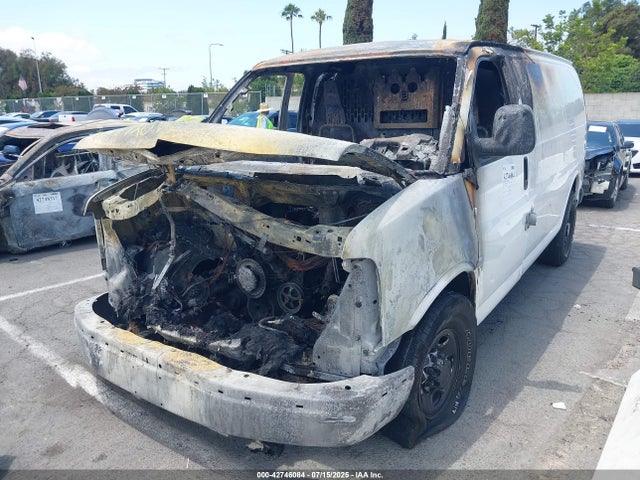 Chevrolet l20 2015 1GCWGFCF8F1280164 Image 2