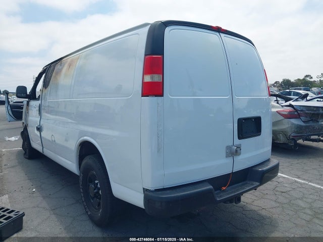 Chevrolet l20 2015 1GCWGFCF8F1280164 Image 3