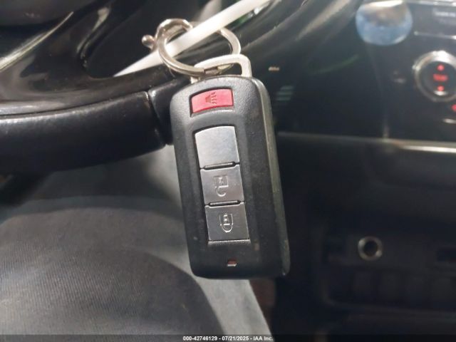 2017 MITSUBISHI OUTLANDER JA4AZ3A30HZ057806 Photo 10