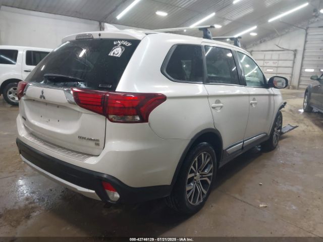 2017 MITSUBISHI OUTLANDER JA4AZ3A30HZ057806 Photo 3