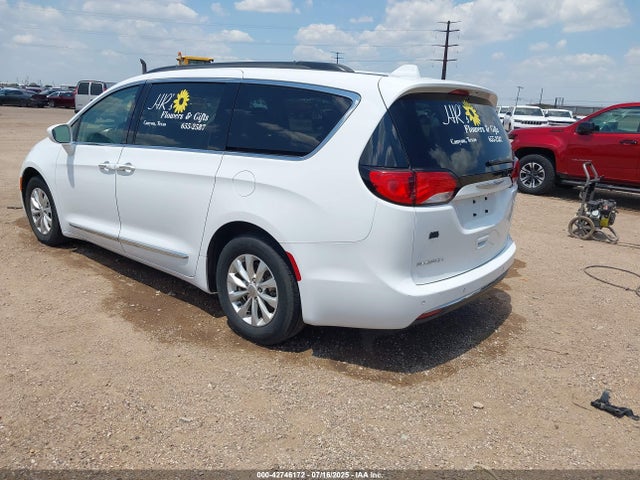2C4RC1BGXHR729218 Chrysler Pacifica