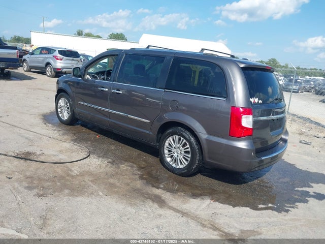 2C4RC1CGXER192747 Chrysler Town and Country