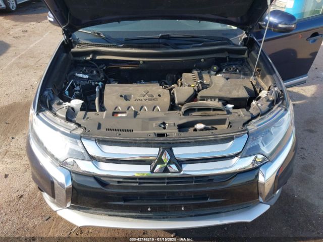 2017 MITSUBISHI OUTLANDER JA4AZ3A33HZ018496 Photo 9