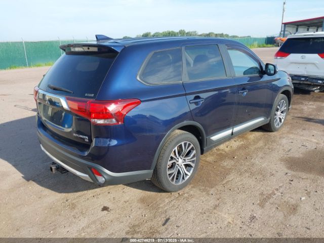 2017 MITSUBISHI OUTLANDER JA4AZ3A33HZ018496 Photo 3
