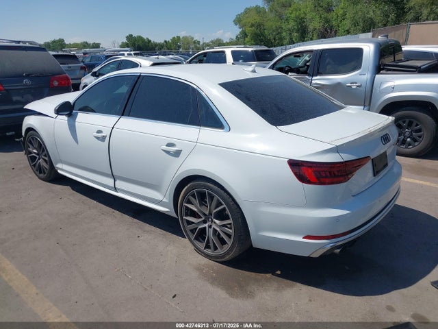 2018 AUDI S4 WAUB4AF48JA048321 Photo 2